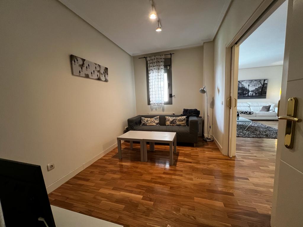 Venta de Piso en El Encinar de Los Reyes