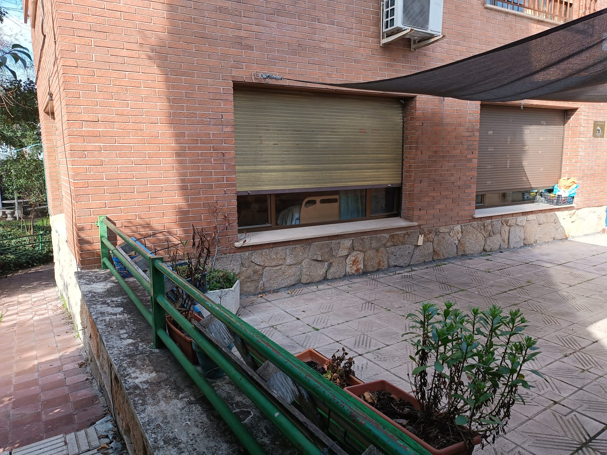 Venta de parcela con vivienda unifamiliar en Pozuelo de Alarcón